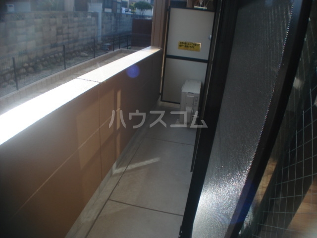 20/27 バルコニー