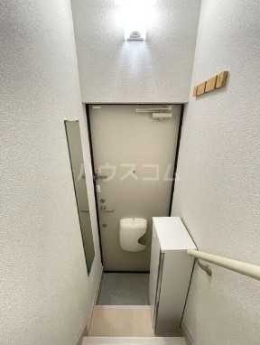 13/30 玄関