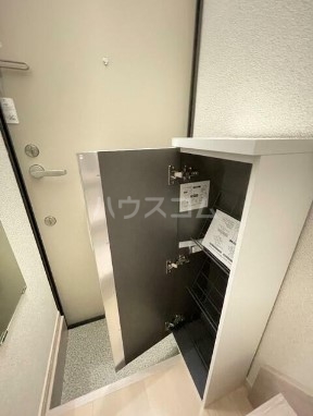 14/30 玄関