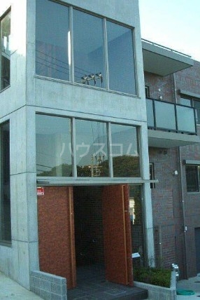 16/24 エントランス