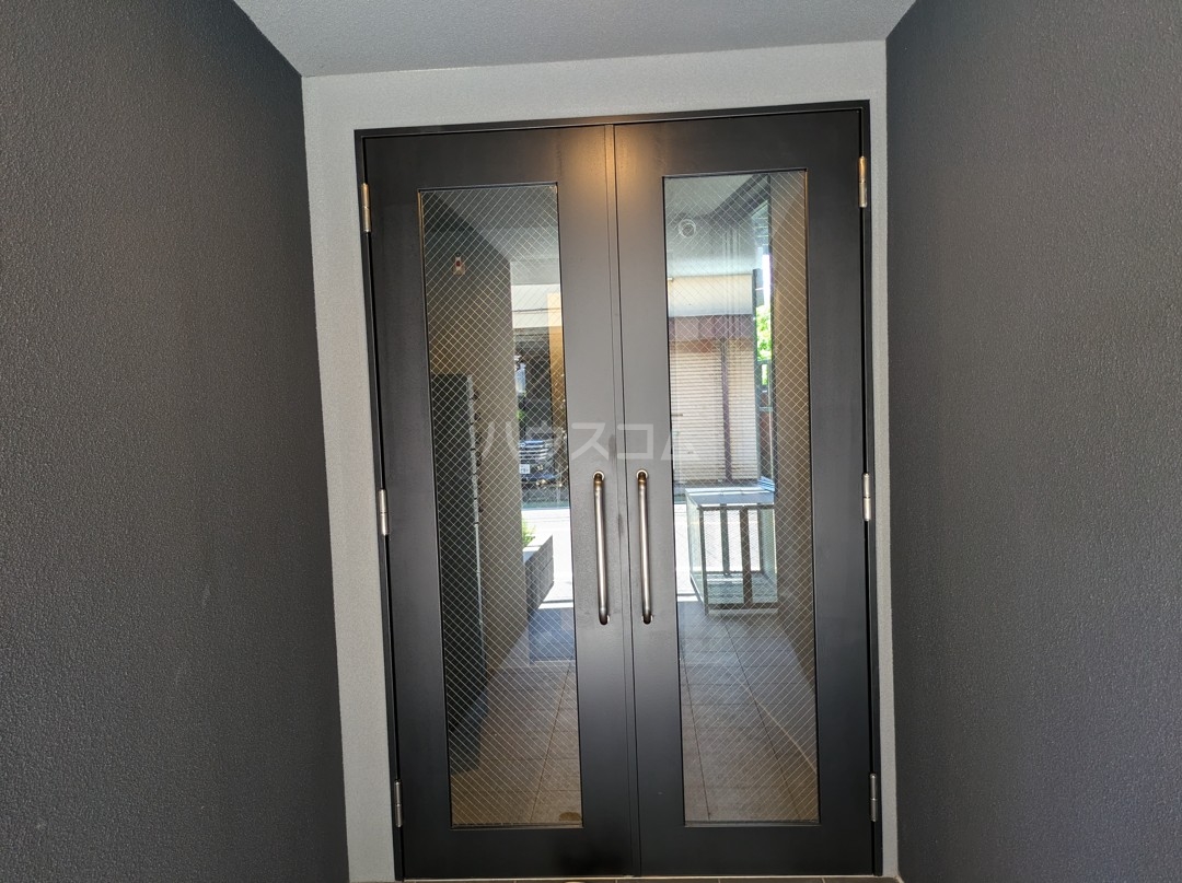 21/24 エントランス