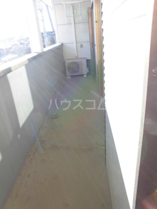 16/22 バルコニー