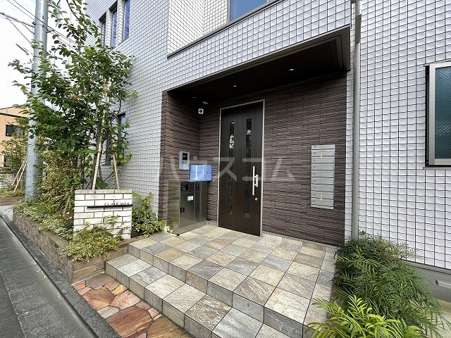 3/5 エントランス