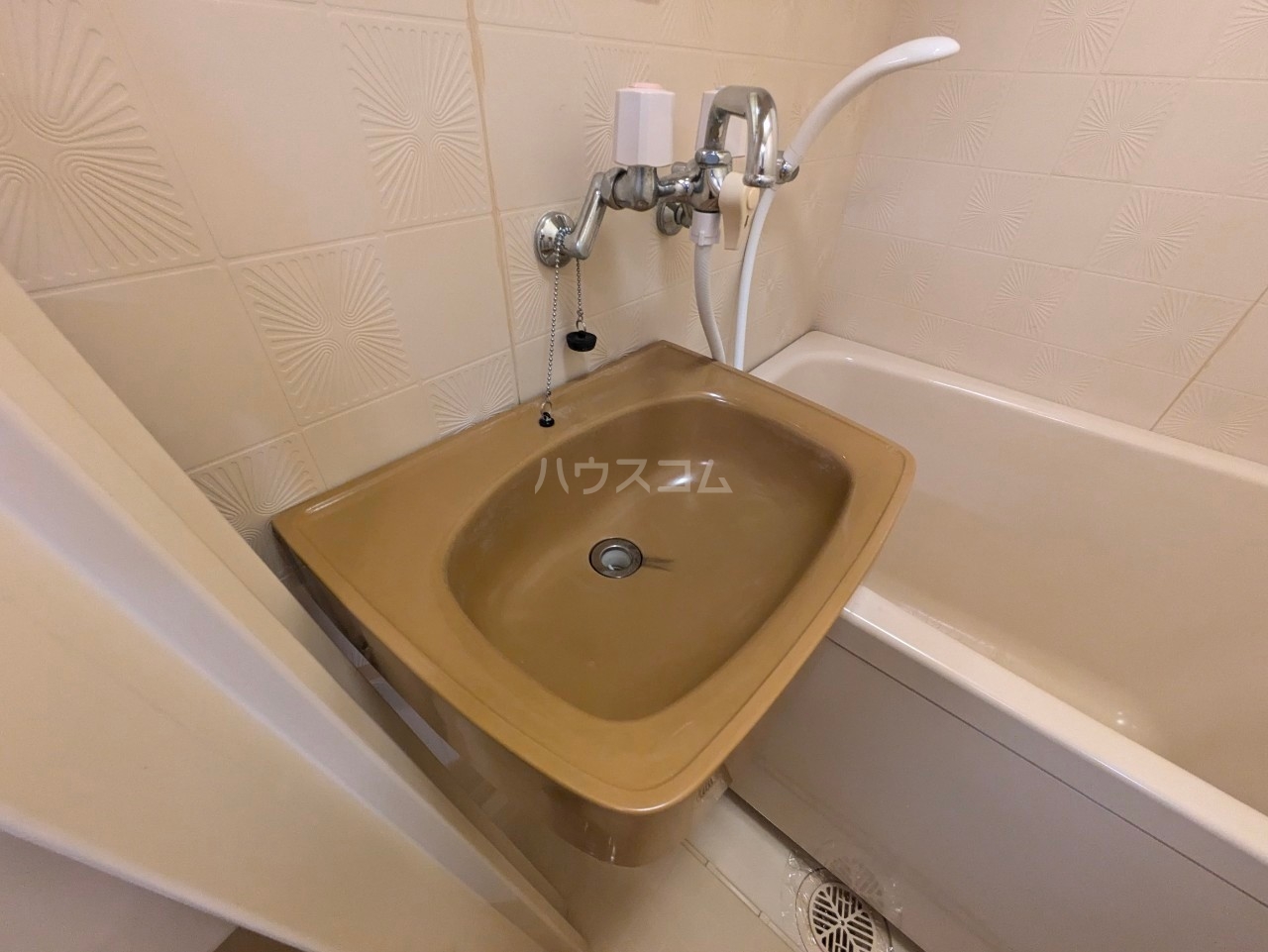 13/30 洗面