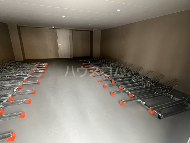 26/30 駐車場