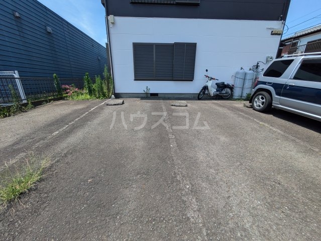 24/28 駐車場