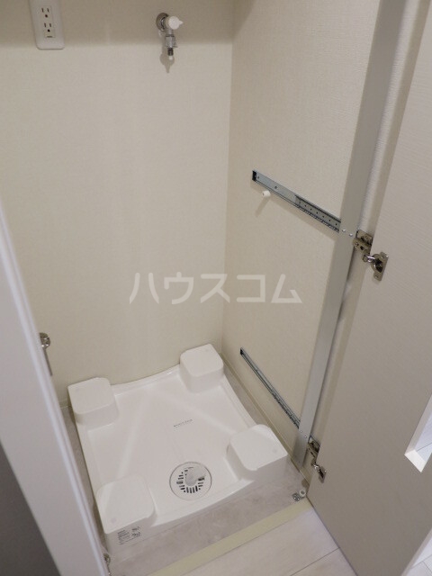 16/21 エントランス