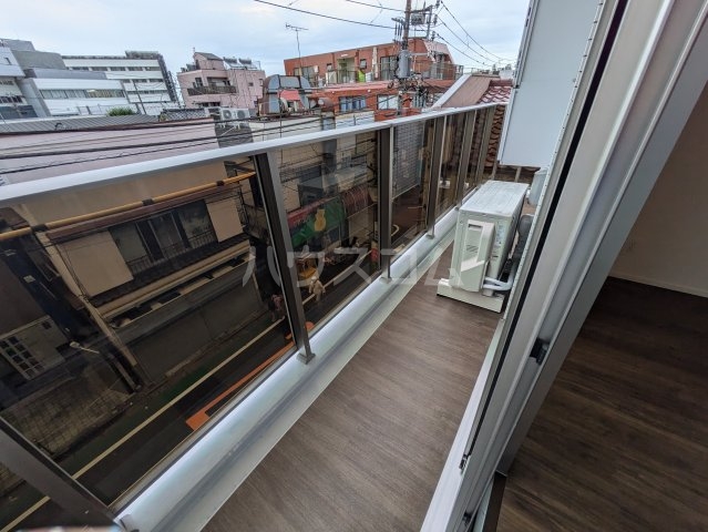 20/30 バルコニー
