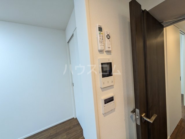 13/30 玄関