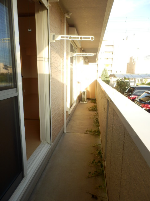 16/23 バルコニー