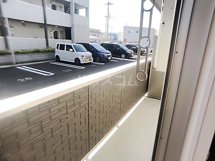 13/30 バルコニー