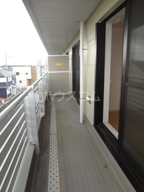 17/23 バルコニー