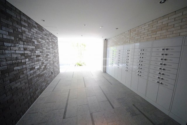 15/26 エントランス