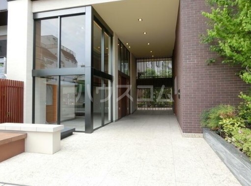 5/10 エントランス