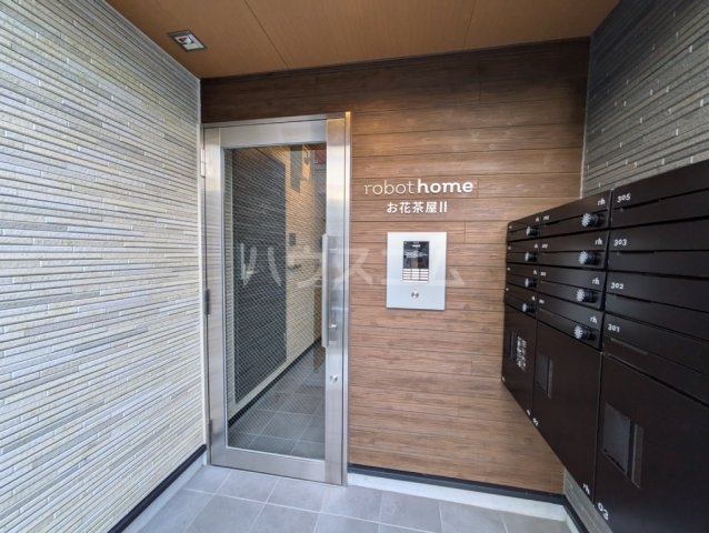 29/30 エントランス