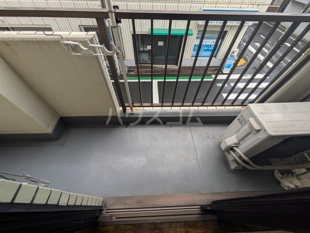 20/30 バルコニー