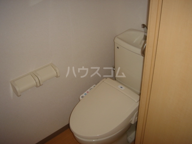 16/27 トイレ