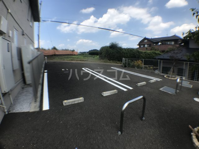 22/30 駐車場