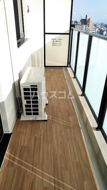 20/30 バルコニー