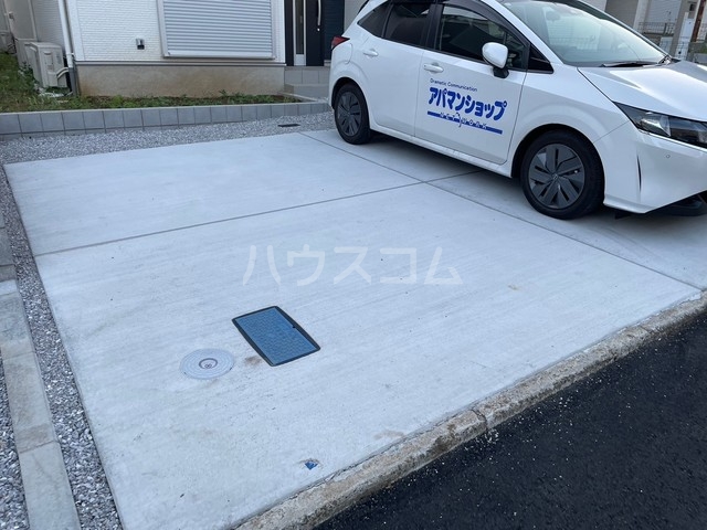 22/25 駐車場