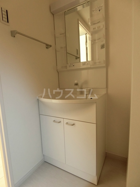 13/30 洗面