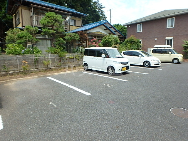 22/29 駐車場
