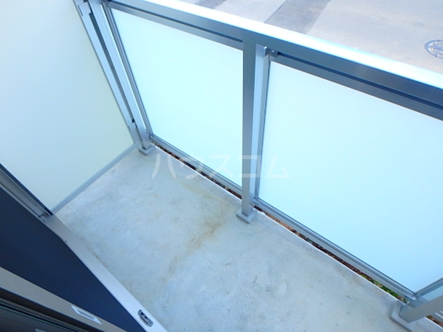 19/30 バルコニー