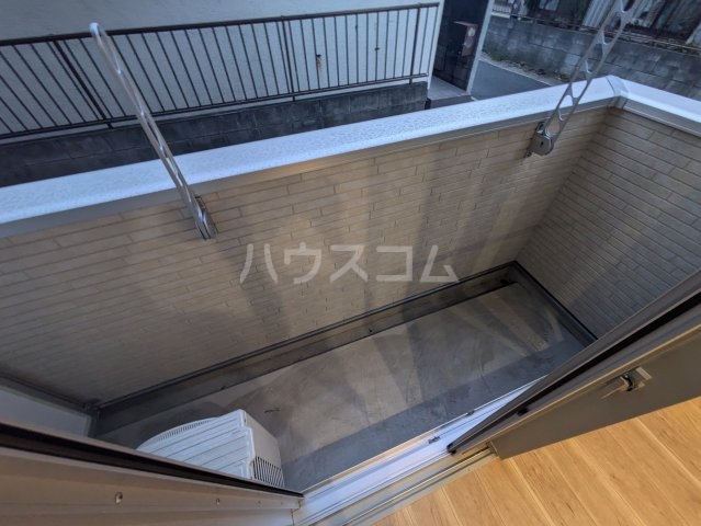 20/30 バルコニー