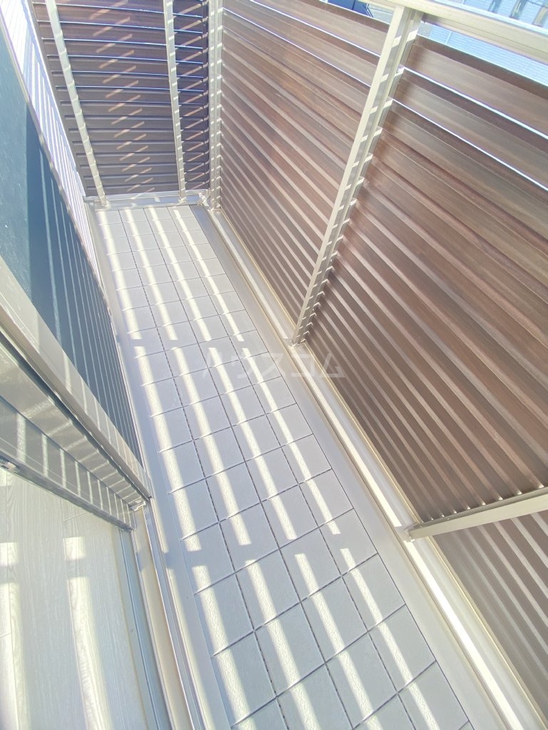 14/30 バルコニー