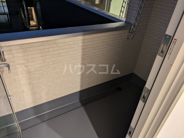 21/30 バルコニー