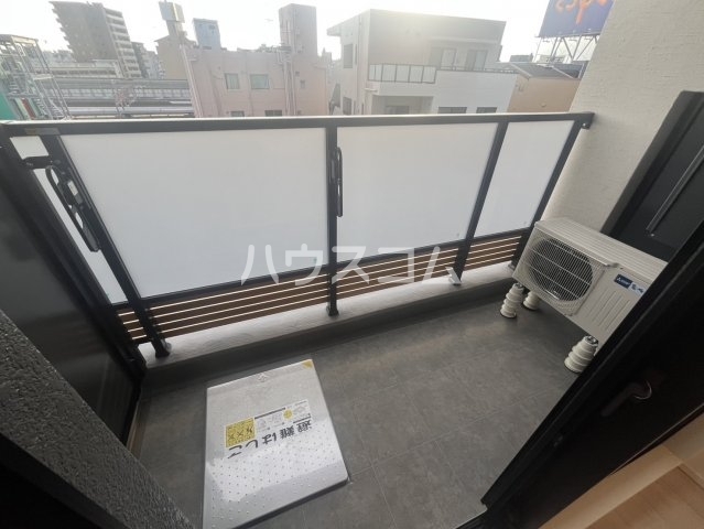 18/30 バルコニー