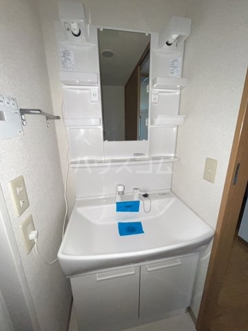 18/28 洗面