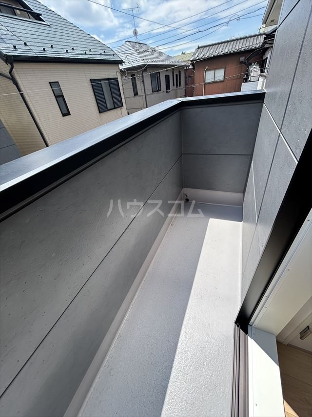 25/30 バルコニー