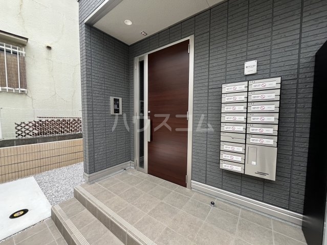 29/30 エントランス