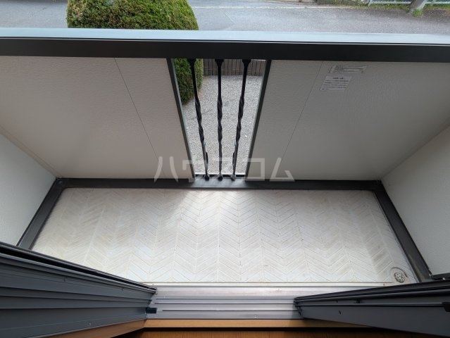 16/22 バルコニー