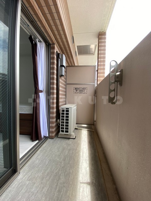 13/25 バルコニー