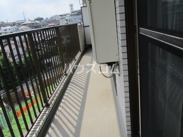 21/30 バルコニー
