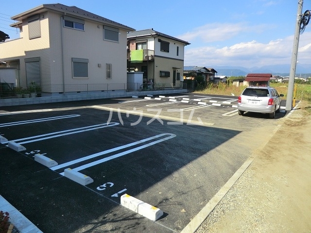 3/10 駐車場