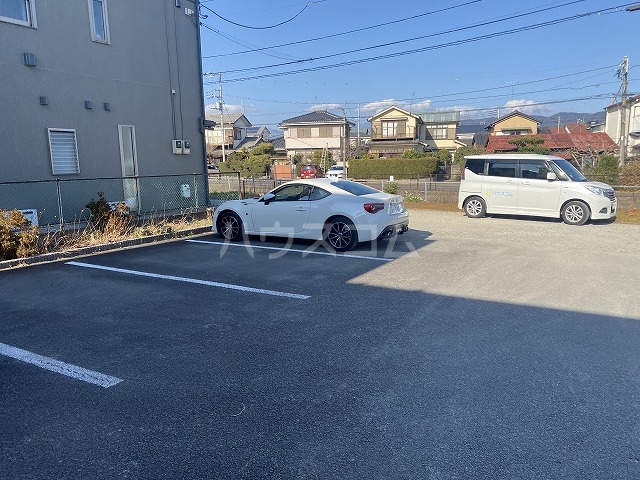 22/25 駐車場