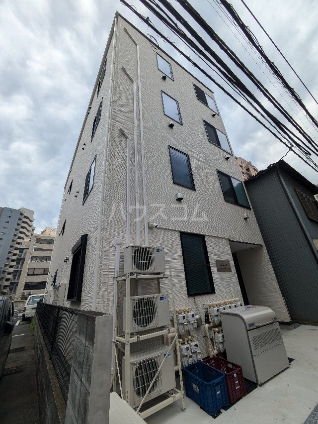 2/30 外観