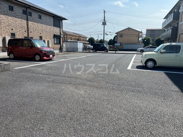 2/7 駐車場