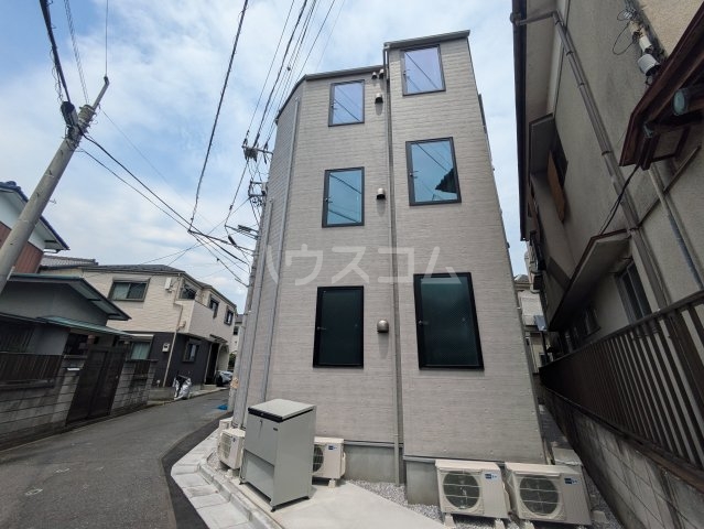 2/25 外観
