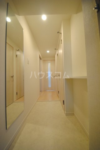 13/29 玄関