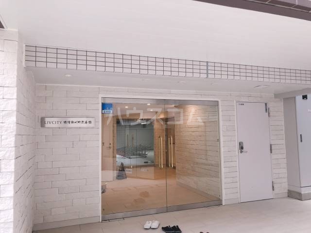 16/25 エントランス