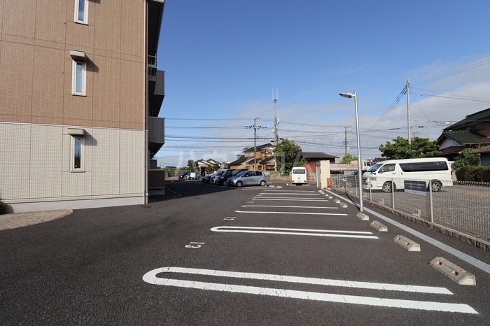 19/20 駐車場