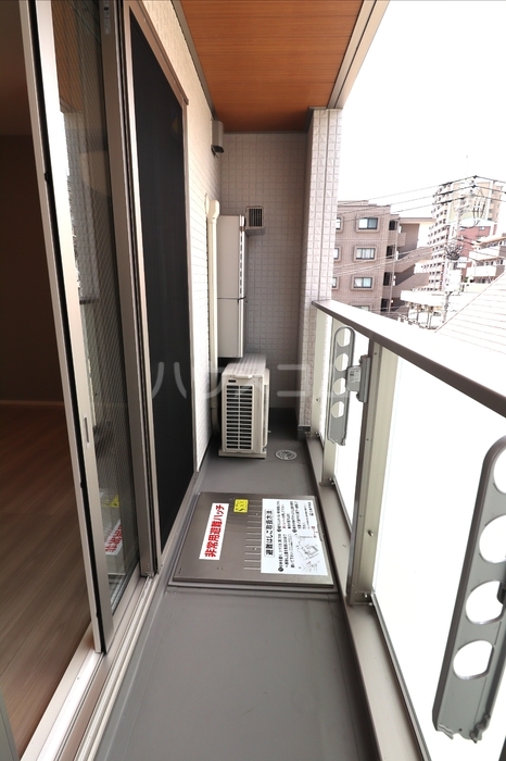 13/26 バルコニー