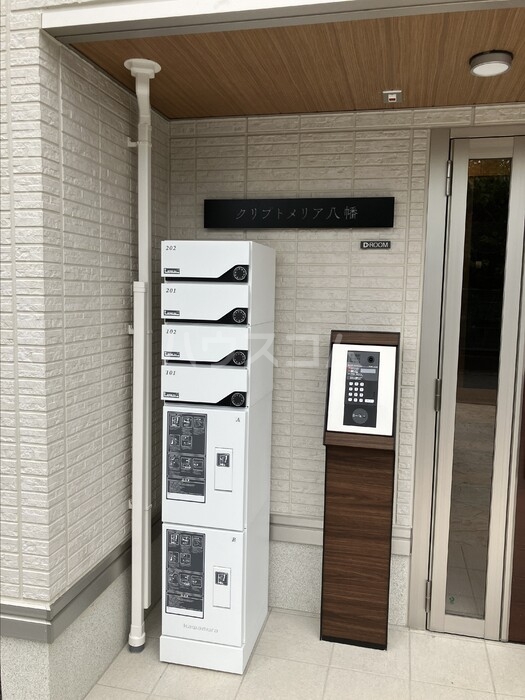 19/26 エントランス