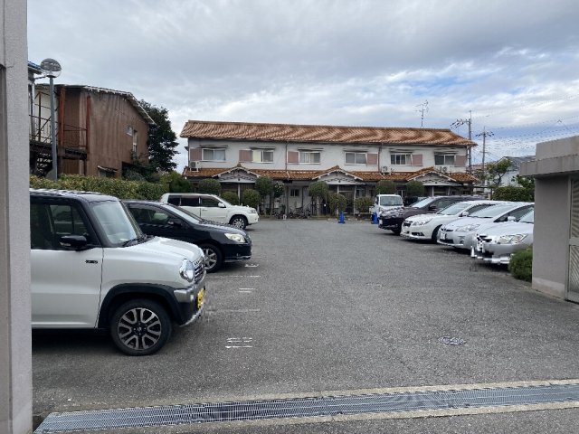 21/30 駐車場