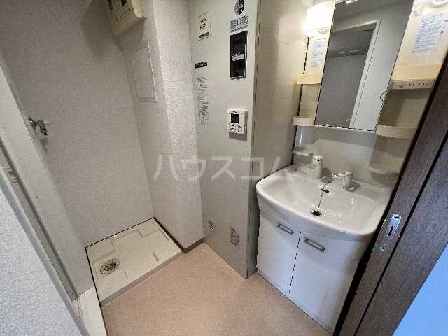 15/30 洗面