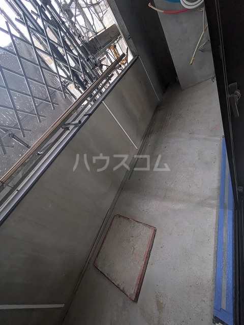 17/25 バルコニー